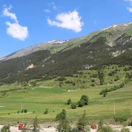 4 Pers A Val Cenis, Au Pied Des Pistes, Parking, Wifi Et Balcon - Fr-1-508-145 Apartment Lanslevillard